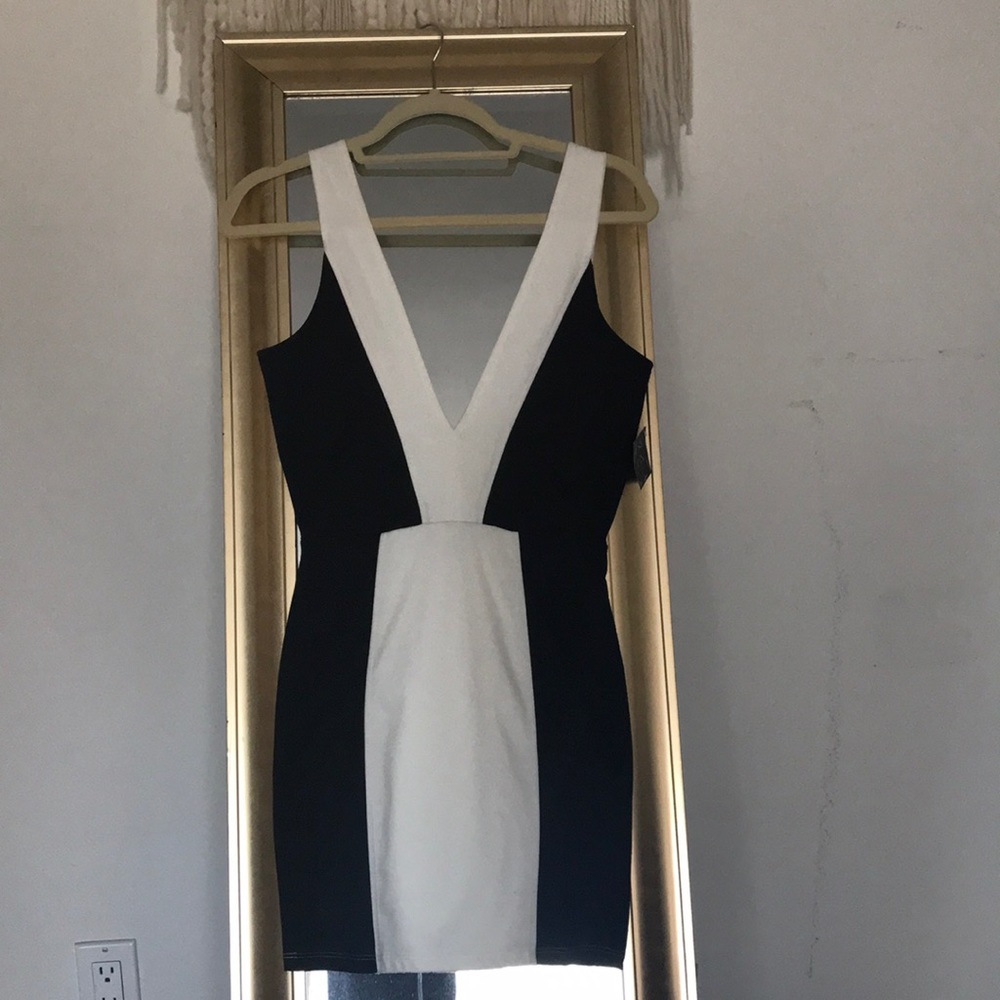 Nasty Gal Mini Dress - Original Tags Attached - Picture 2 of 2